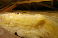 Nedging pitch roof insulation